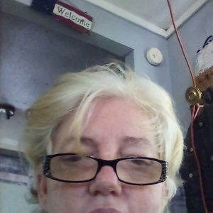 Meet your Posher, Mel